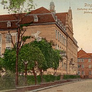 1910 Institut