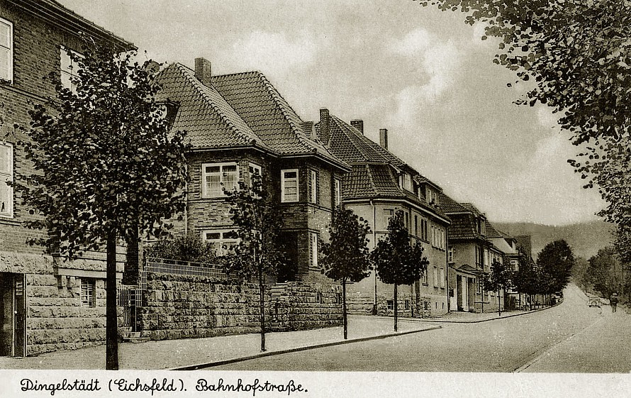 1930 Bahnhofstraße