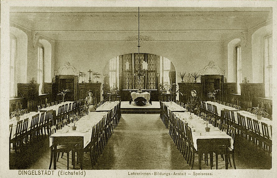 1925 Institut Aula