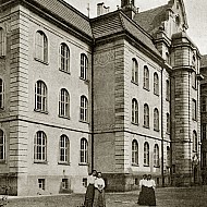 1910 Institut 2